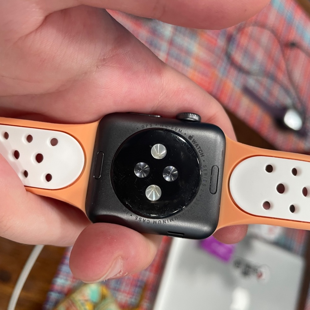 Apple Watch Series 3 - image 3